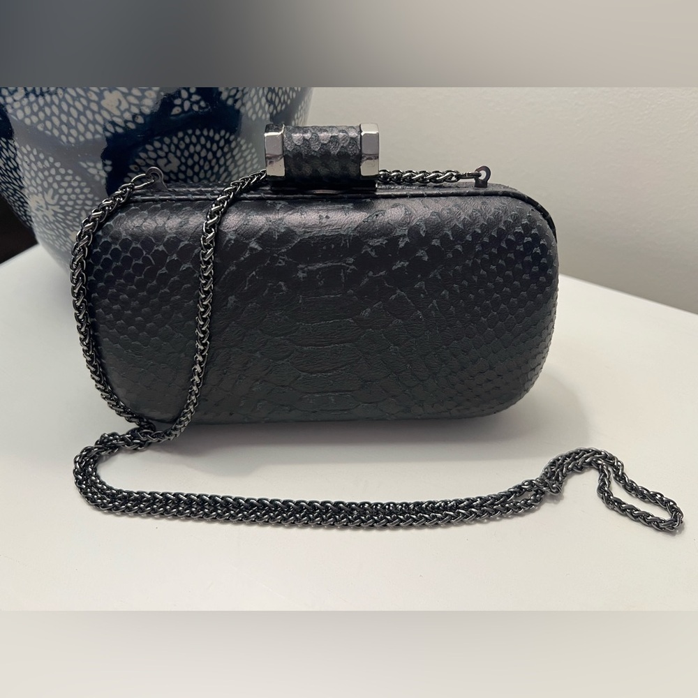 Halston Heritage Oval Crossbody Faux Snakeskin Purse Chain Strap Magnetic